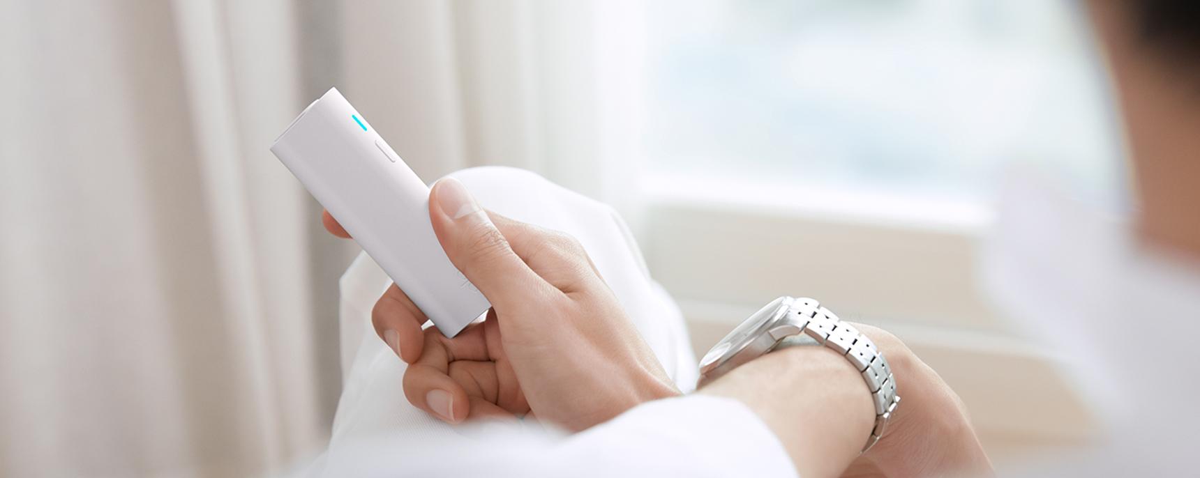 NEW glo™ pro slim White