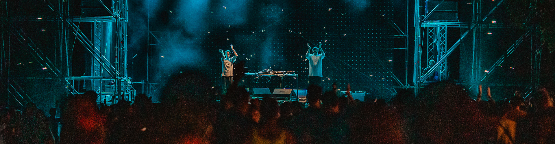 art7 glo-summer-well